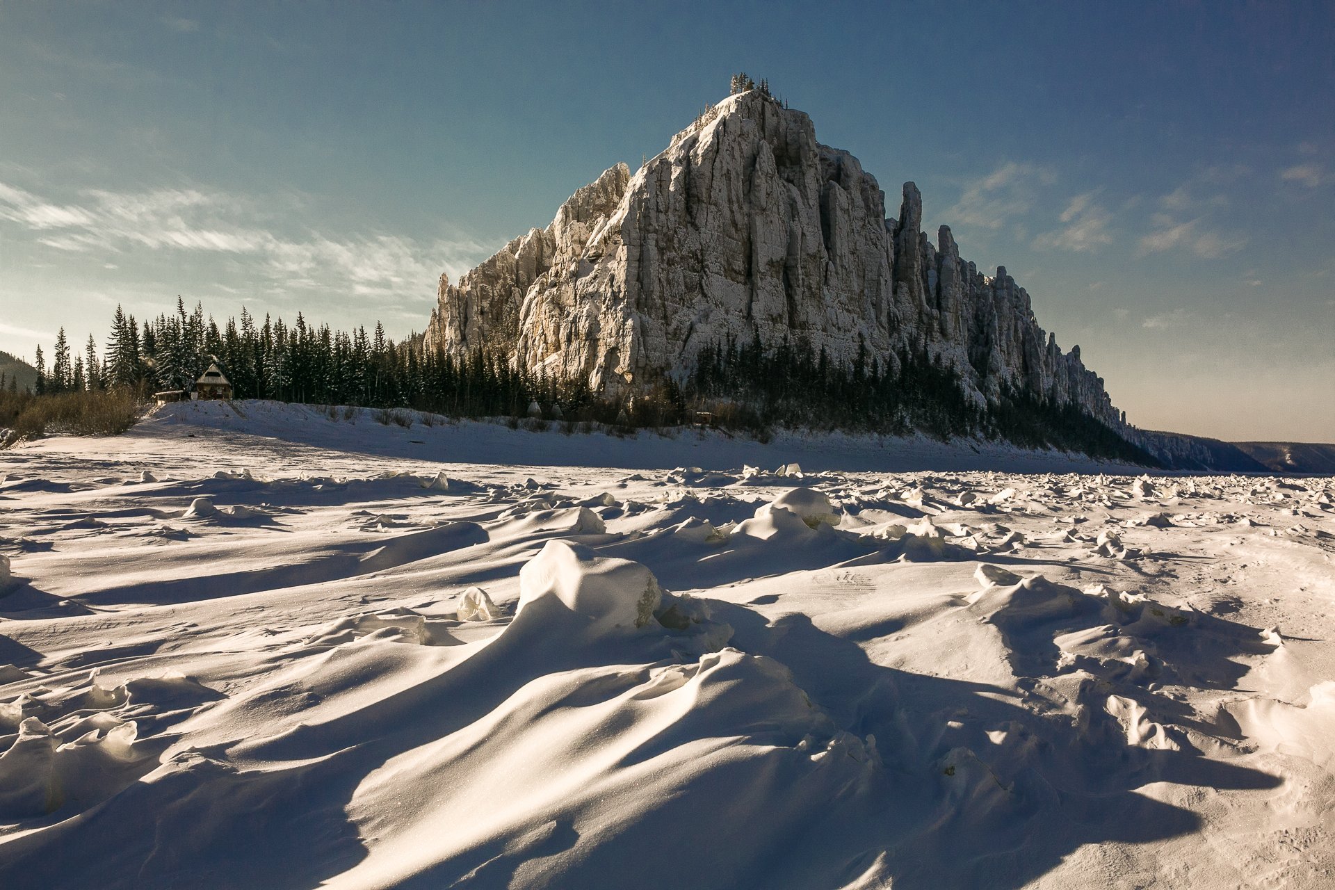 Ленские столбы: туры из Якутска зимой