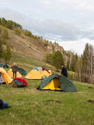 Водопады и ледяные пещеры скал Еланка Куччугуй Кэтэмэ - скалы Еланки - п. Еланка