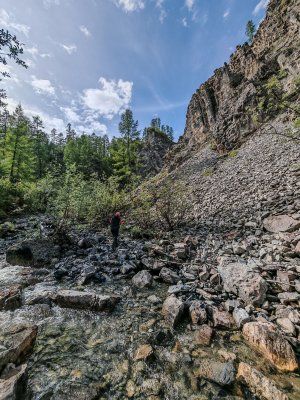 «В горах Семи Хребтов. Водопады хребта Сэттэ Дабан»