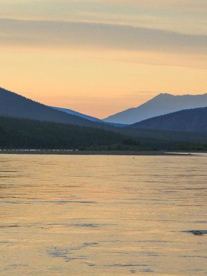 Река Индигирка. Через Ущелье Восторга и Восхищения! Маршрут: п.Усть-Нера - с.Хонуу