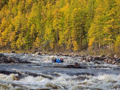 О надувных катамаранах, используемых в водных турах "инЯкутия"