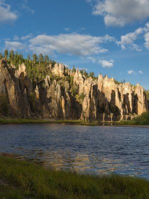 "Золотые Скалы реки Синяя". Синские, Ленские Столбы