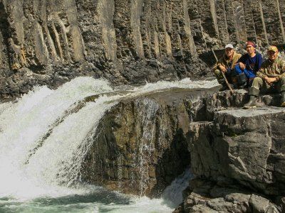 Водопады речки Сунтар