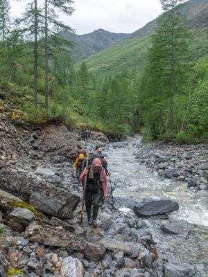 «В горах Семи Хребтов. Водопады хребта Сэттэ Дабан»