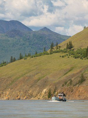 Река Индигирка. Через Ущелье Восторга и Восхищения! Маршрут: п.Усть-Нера - с.Хонуу