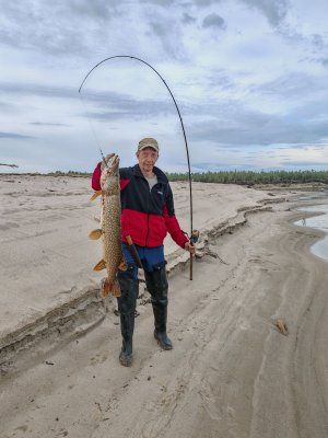 Трофейная рыбалка на реке Вилюй. Маршрут: п. Кысыл Сыр - устье р. Вилюй (до Лены)
