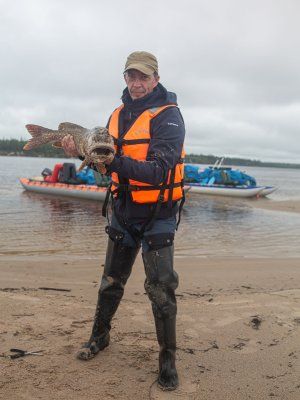 Трофейная рыбалка на реке Вилюй. Маршрут: п. Кысыл Сыр - устье р. Вилюй (до Лены)