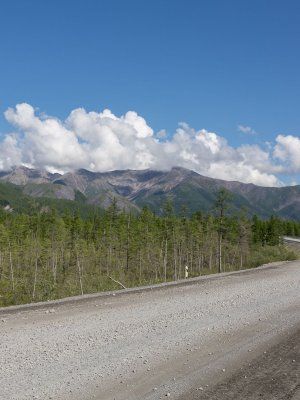 «В горах Семи Хребтов. Водопады хребта Сэттэ Дабан»