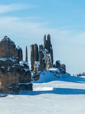 Арктическая снегоходная экспедиция «К Каменным Людям Сундуруна через кряж Суор Уйата»