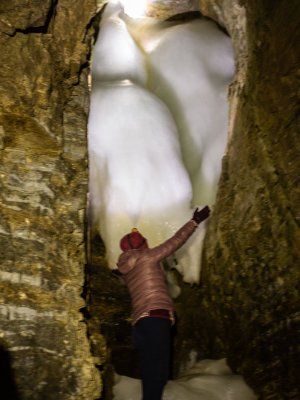 Водопады и ледяные пещеры скал Еланка Куччугуй Кэтэмэ - скалы Еланки - п. Еланка