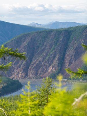 Река Индигирка. Через Ущелье Восторга и Восхищения! Маршрут: п.Усть-Нера - с.Хонуу