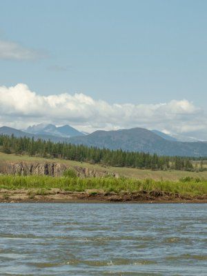 Река Индигирка. Через Ущелье Восторга и Восхищения! Маршрут: п.Усть-Нера - с.Хонуу